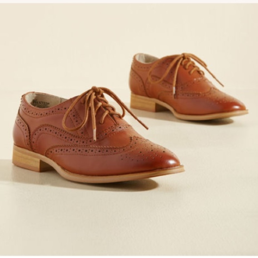 Modcloth Oxfords In Tan